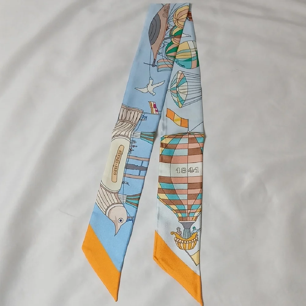 Hermès "Les Folies du Ciel" Silk Twilly - Picture 2 of 4